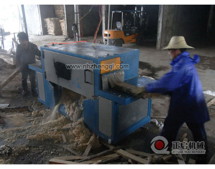 海南島鋸橡膠木-15高方木機加工現場