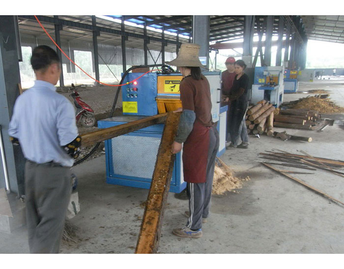 江西省南昌市-方木多片鋸150高-加工現(xiàn)場